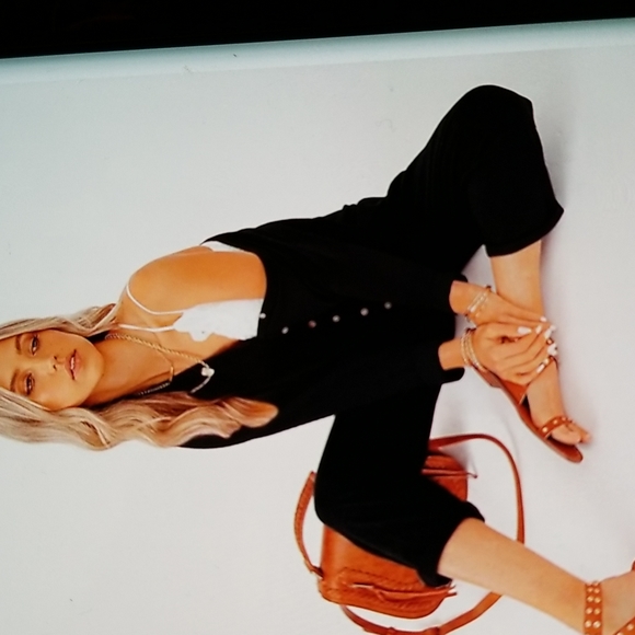 NWOT NAVY BLUE OVERSIZED BUTTON UP CASUAL JUMPSUIT - Picture 4 of 8